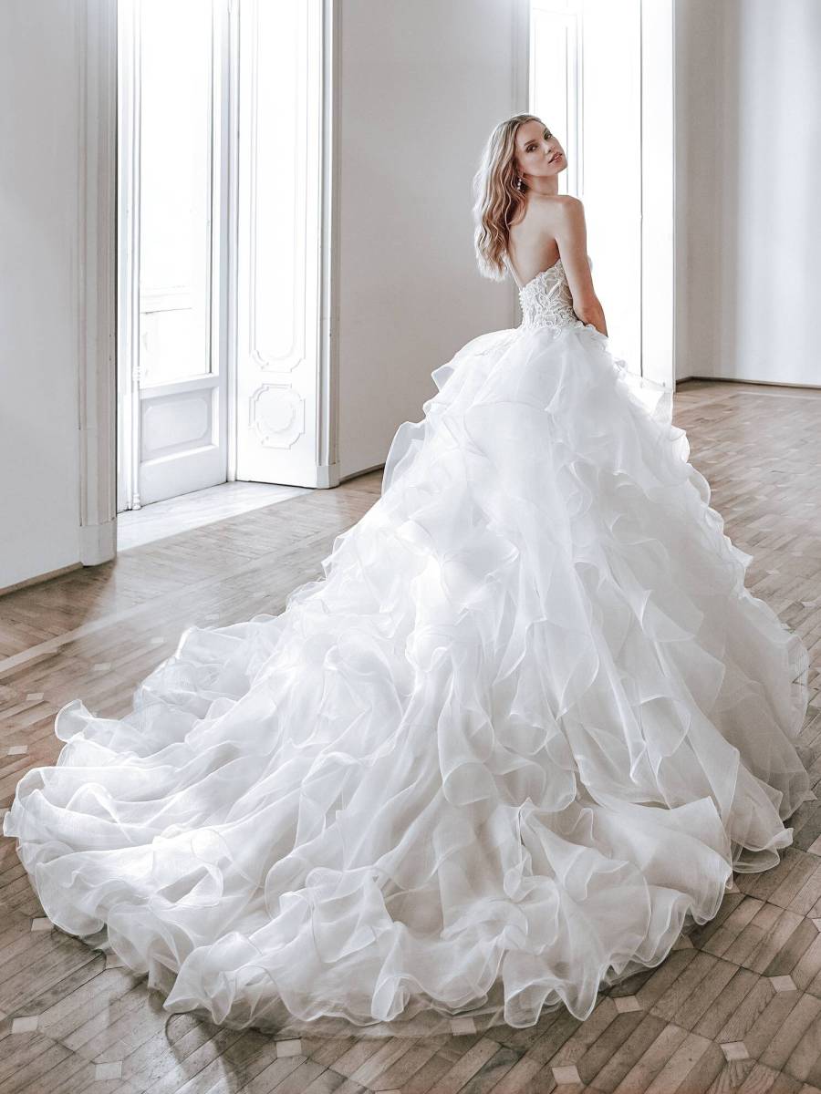 Magasin de robes de mariée  d'exception Espace Friedland à Marseille 