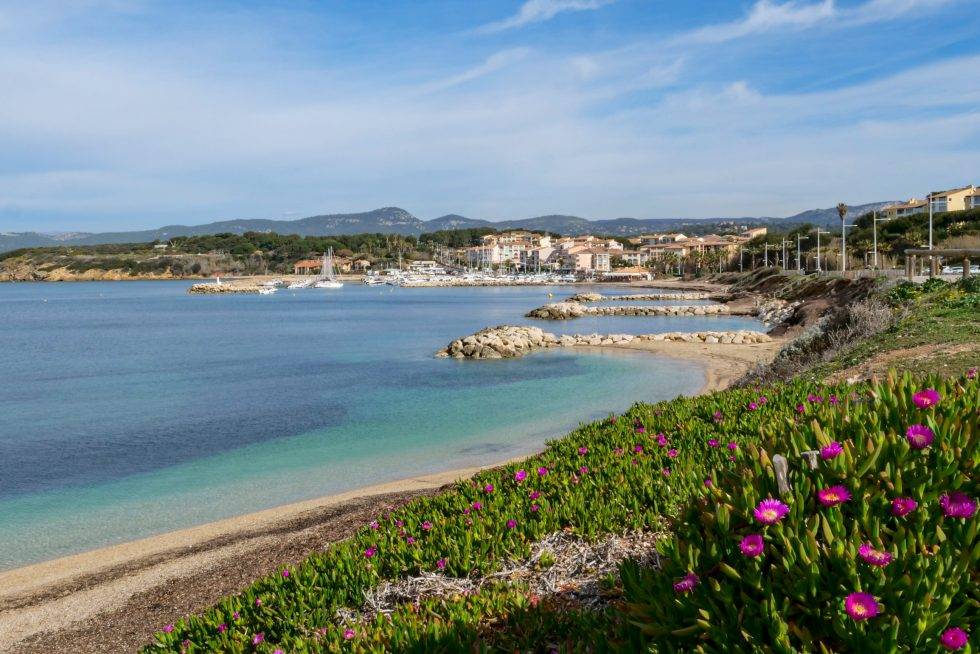 Robes de mariée de fin de collection à prix réduits pour un Black Friday proche d'Aix-en-Provence en Provence-Alpes-Côte d'Azur 13
