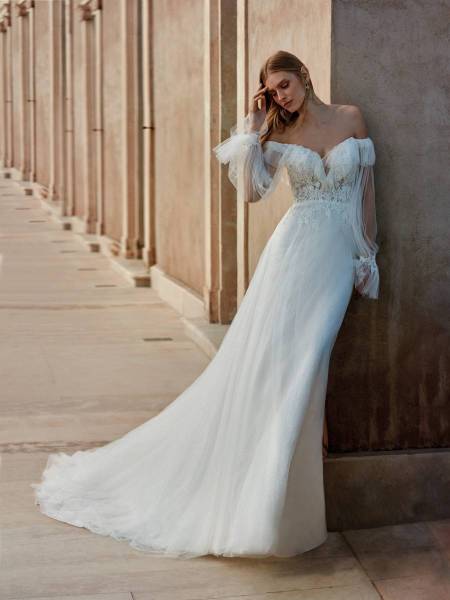 Optez pour une robe en Ventes Privées pour un mariage près de Apt dans le Vaucluse à l’Espace Friedland