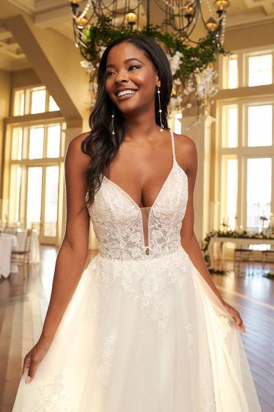 Ou acheter la robe de Mariée 44310 Sincerity en Ventes Privées à un prix moins cher sur Marseille