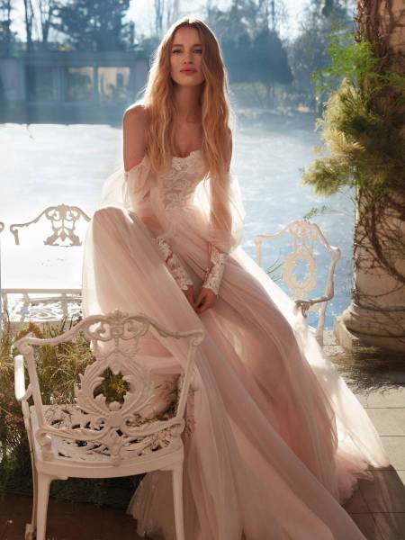 Proche de Plan de Campagne et sa zone commerciale Acheter sa robe de mariée en Ventes Privées à Marseille