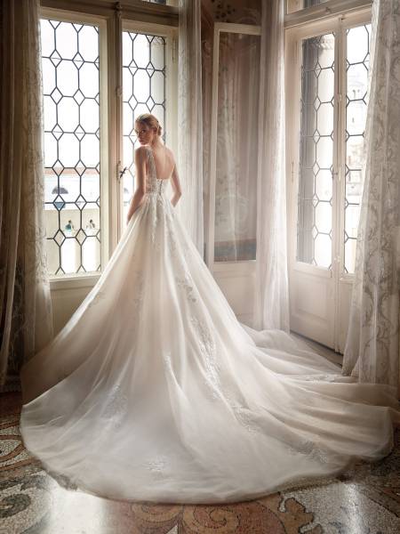 mariage en provence robe de mariée princesse pas cher à Avignon