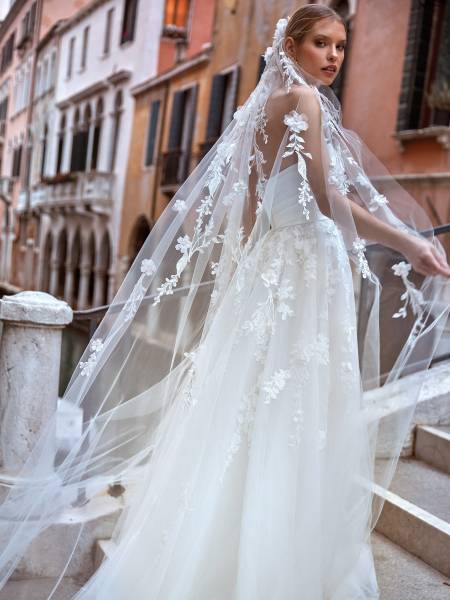 robe de mariée bustier pas cher en ventes privées proche rue breteuil