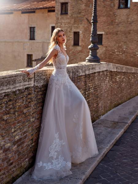 robe de mariée trapèze Nicole Milano à prix réduit sur Marseille proche d'Aubagne  