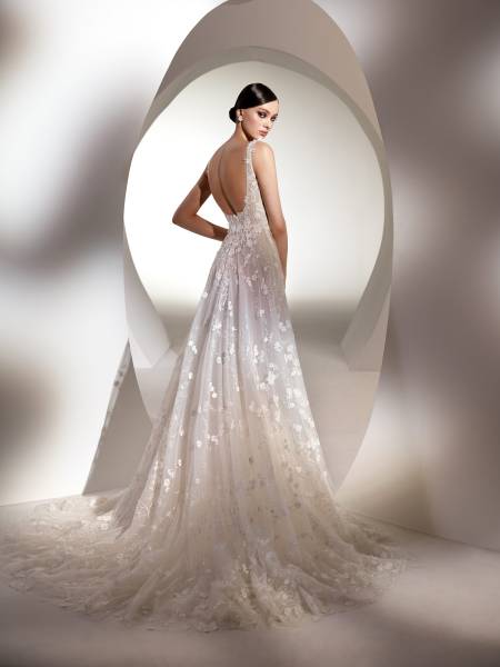 Robe de mariée trapèze modèle Giza du créateur Nicole Milano sur Marseille proche de Nimes  