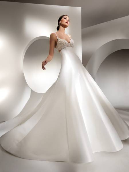 Robe de mariée princesse en jupe Mikado Nicole Couture 