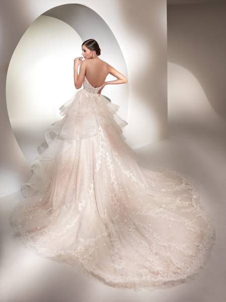 Robe de Mariée Princesse à Prix Accessible en Ventes Privées à Marseille