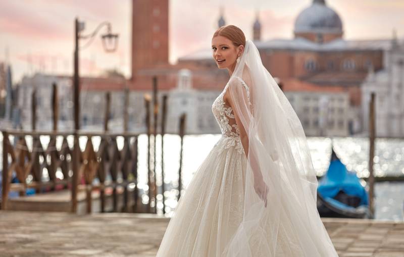 robe de mariée princesse manches longues pas chère sur Marseille